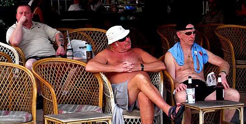 Expat day drinkers in Pattaya